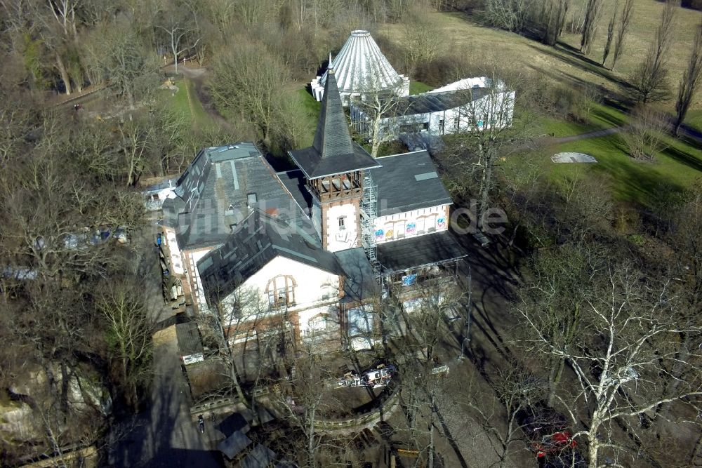 Halle / Saale von oben - Gebäude des leerstehenden Pionierhaus in Halle (Saale) in Sachsen-Anhalt