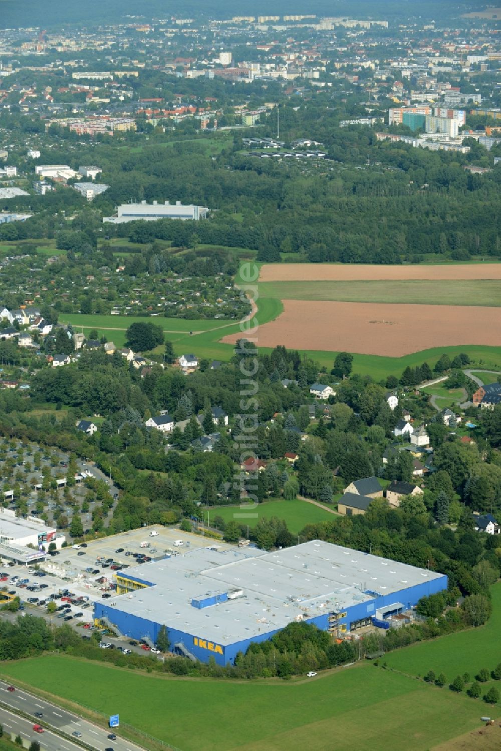 Luftaufnahme Chemnitz - Gebäude des Möbelmarkt - IKEA Einrichtungshaus im Neefepark in Chemnitz im Bundesland Sachsen