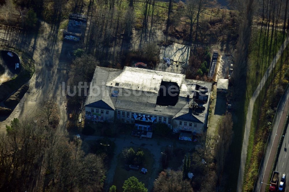 Berlin OT Oberschöneweide von oben - Gebäude im Mellowpark im Ortsteil Oberschöneweide in Berlin