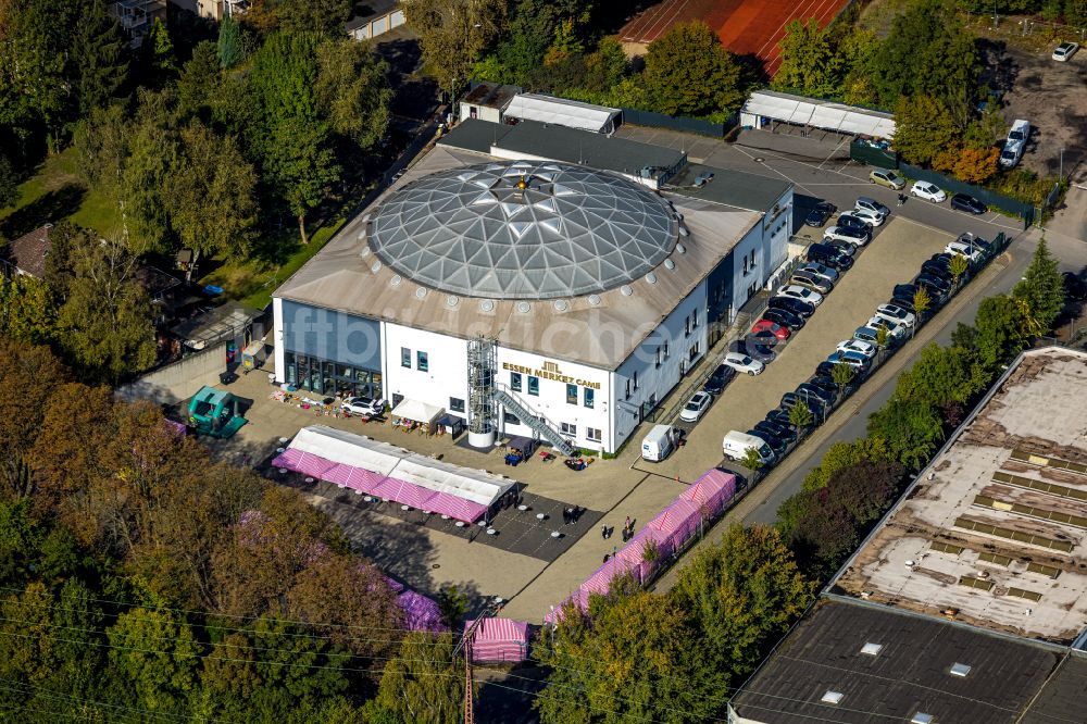 Essen aus der Vogelperspektive: Gebäude der Moschee Merkez- Moschee in Essen im Bundesland Nordrhein-Westfalen, Deutschland