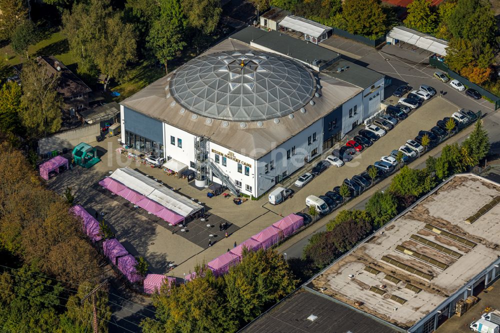 Luftbild Essen - Gebäude der Moschee Merkez- Moschee in Essen im Bundesland Nordrhein-Westfalen, Deutschland