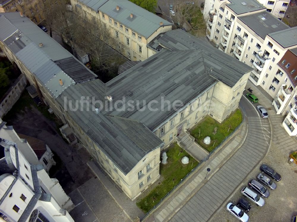 Halle / Saale von oben - Gebäude des Naturkundemuseum mit der Zoologischen Sammlung an der Domstraße in der Altstadt von Halle in Sachsen-Anhalt