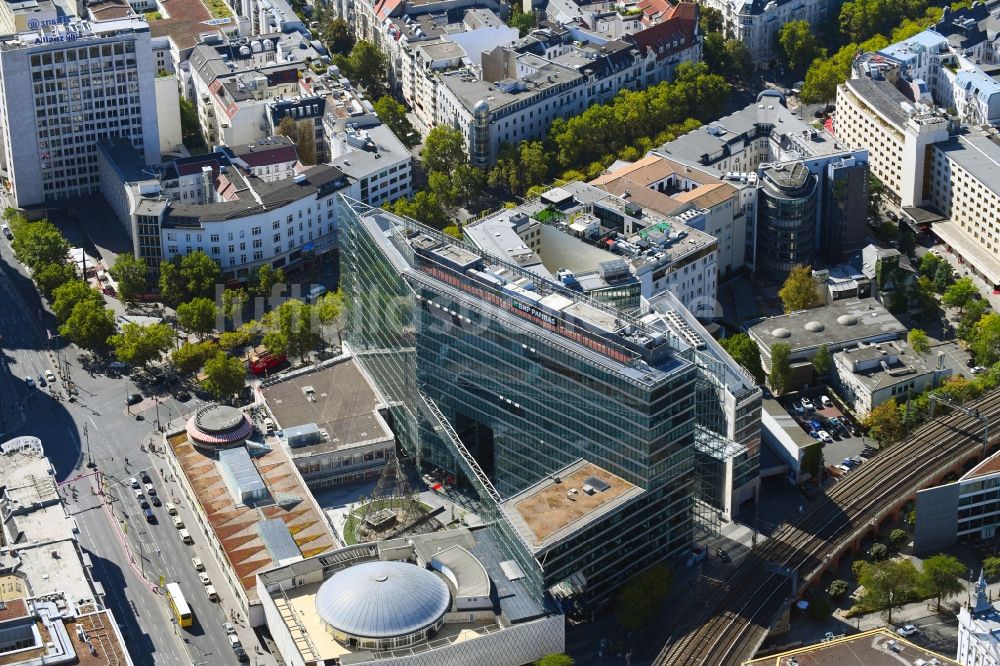 Luftbild Berlin - Gebäude des Neuen Kranzler Eck in der City West am Kudamm Kurfürstendeamm Ecke Joachimstaler Straße in Berlin - Charlottenburg