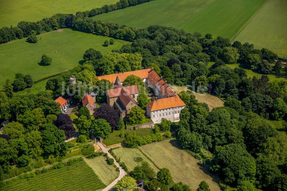 Luftbild Selm, Cappenberg - Gebäude und Parkanlagen des Schloß Cappenberg im Bundesland Nordrhein-Westfalen