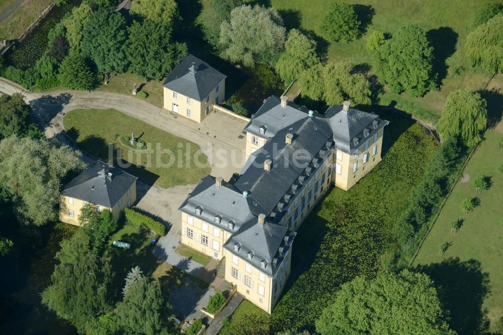 Wadersloh von oben - Gebäude und Parkanlagen von Schloss Crassenstein im Ortsteil Diestedde in der Gemeinde Wadersloh im Bundesland Nordrhein-Westfalen