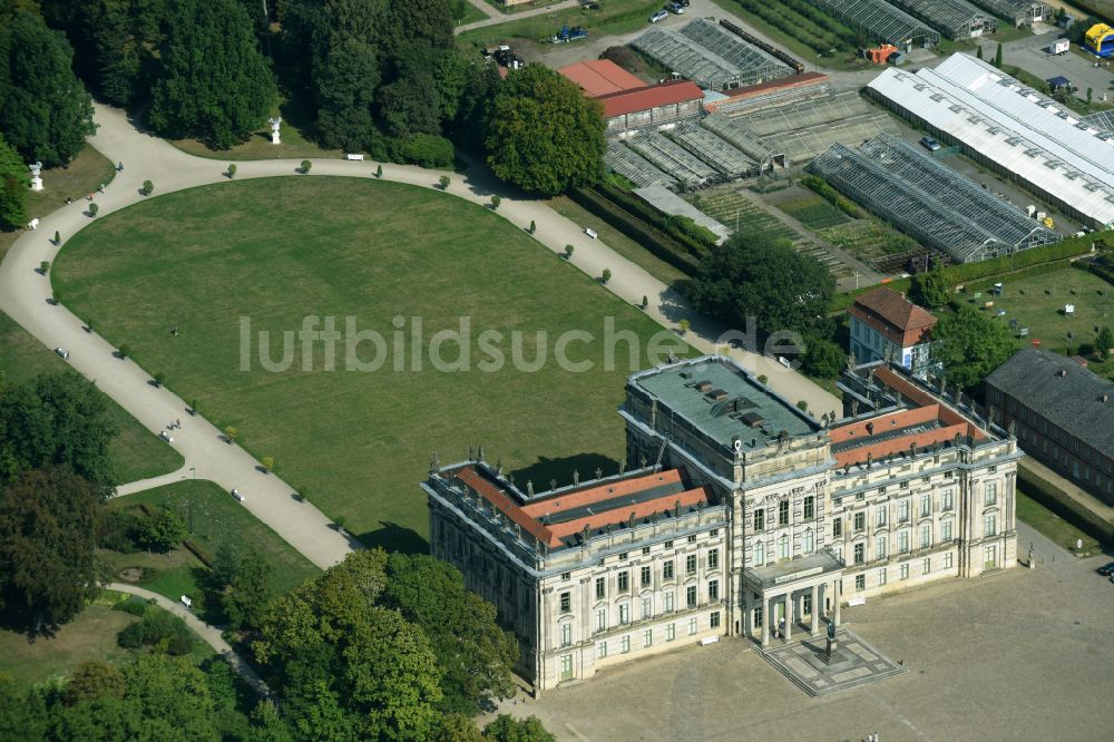 Luftbild Ludwigslust - Gebäude und Parkanlagen des Schloß in Ludwigslust im Bundesland Mecklenburg-Vorpommern