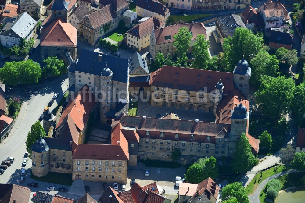 Luftaufnahme Thurnau - Gebäude und Parkanlagen des Schloß in Thurnau im Bundesland Bayern