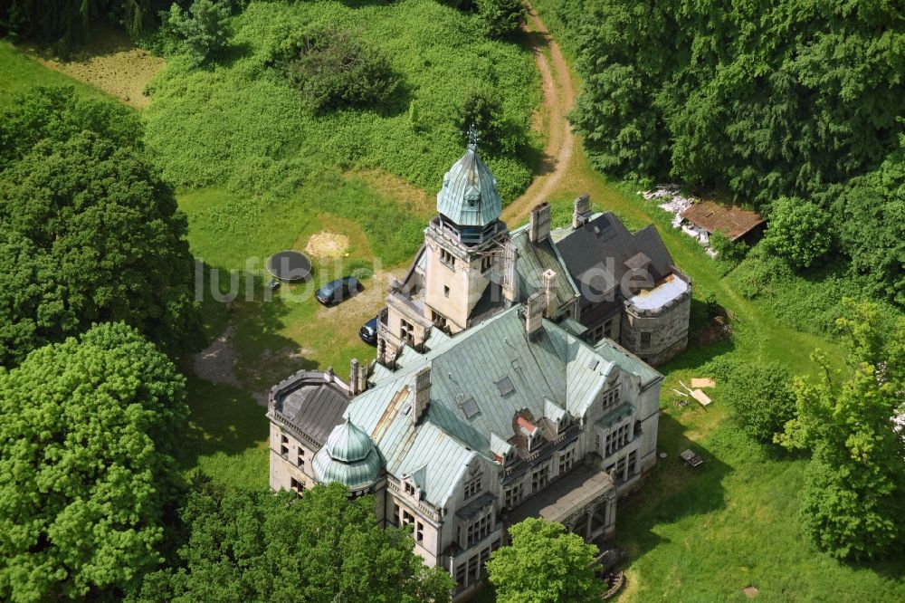 Luftaufnahme Grabau - Gebäude und Parkanlagen des schloßartigen Herrenhaus- Villa Grabau in Grabau im Bundesland Schleswig-Holstein