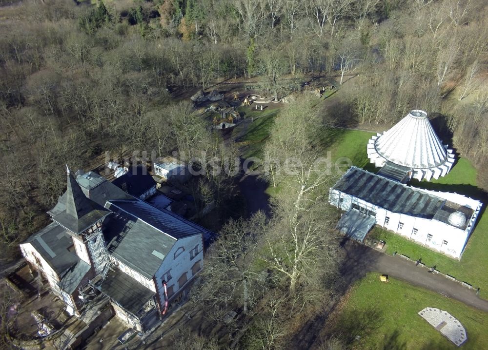 Halle Saale aus der Vogelperspektive: Gebäude des Planetarium in Halle (Saale) in Sachsen-Anhalt