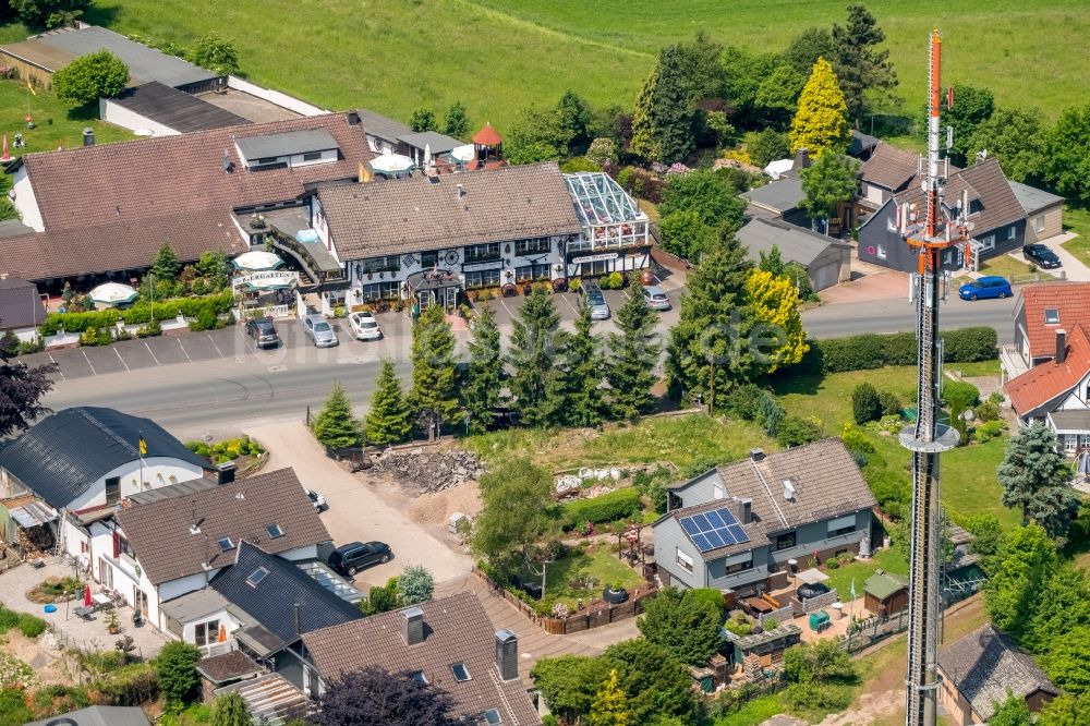 Luftbild Breckerfeld - Gebäude des Restaurant Haus Wengeberg am Wengeberg in Breckerfeld im Bundesland Nordrhein-Westfalen, Deutschland