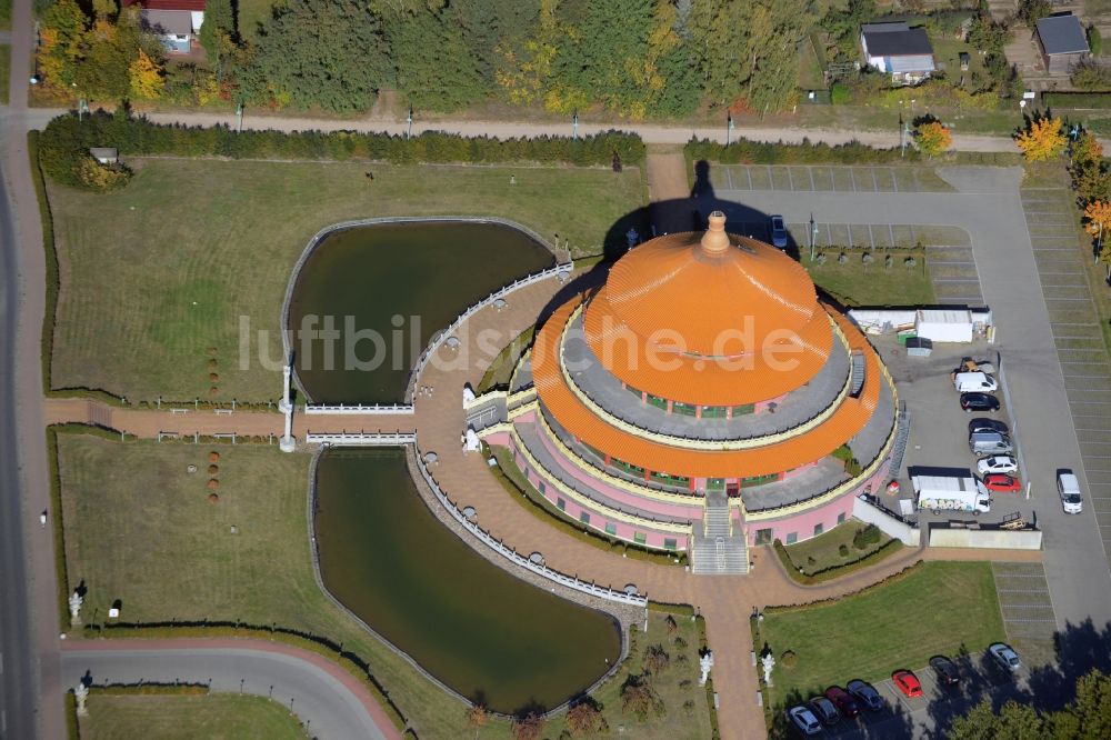 Luftbild Hohen Neuendorf - Gebäude des Restaurant Himmelspagode in Hohen Neuendorf im Bundesland Brandenburg