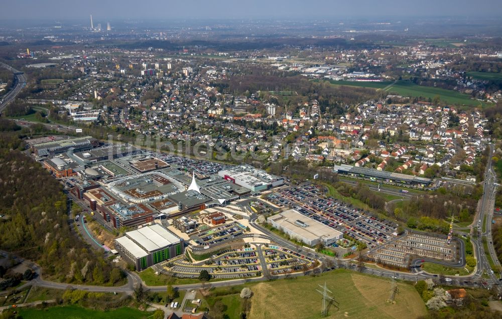 Bochum aus der Vogelperspektive: Gebäude des Restaurant L'Osteria im Ortsteil Harpen in Bochum im Bundesland Nordrhein-Westfalen, Deutschland