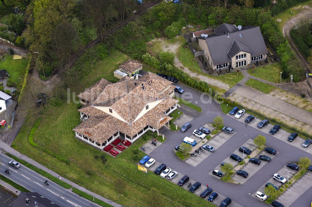 Luftaufnahme Moers - Gebäude des Restaurant in Moers im Bundesland Nordrhein-Westfalen, Deutschland