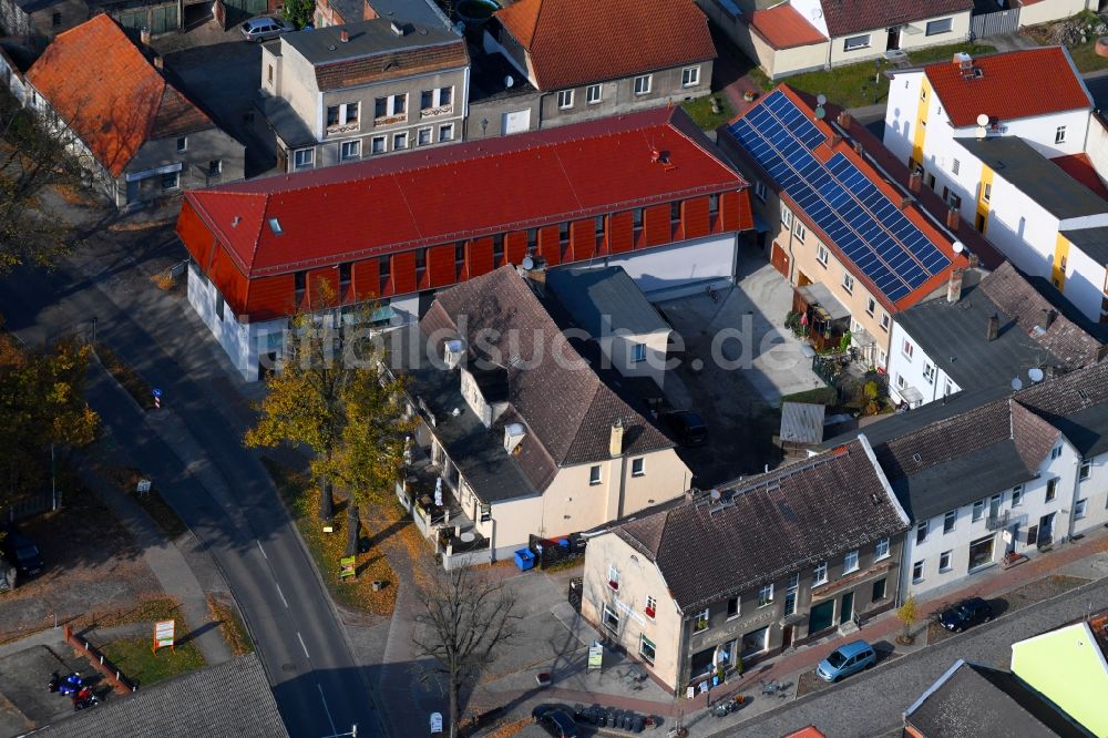 Werneuchen von oben - Gebäude des Restaurant Venezia in Werneuchen im Bundesland Brandenburg, Deutschland