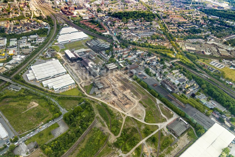 Luftbild Dortmund - Gebäude- Ruine und Brachfläche auf dem ehemaligen Gelände der Hoesch-Stahl AG in Dortmund im Bundesland Nordrhein-Westfalen, Deutschland