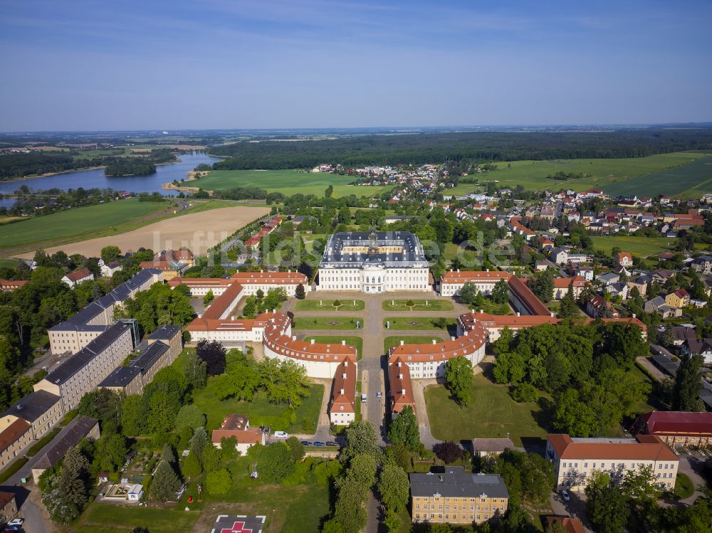 Luftbild Wermsdorf - Gebäude und Schlosspark des Schloß Hubertusburg Wermsdorf in Wermsdorf im Bundesland Sachsen