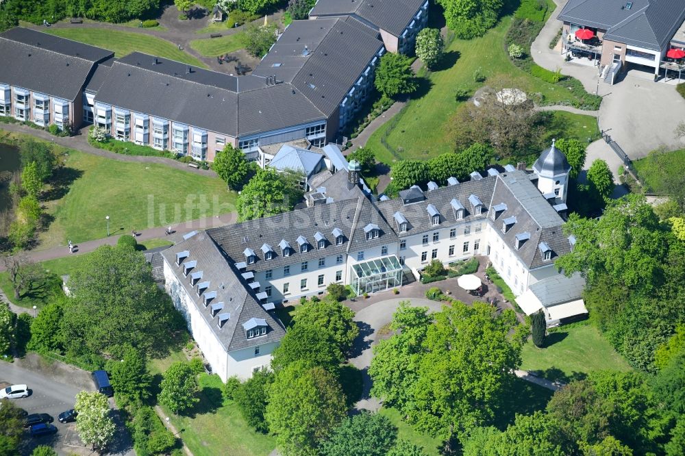 Kleve aus der Vogelperspektive: Gebäude des Seniorenhaus Burg Ranzowin Kleve im Bundesland Nordrhein-Westfalen, Deutschland