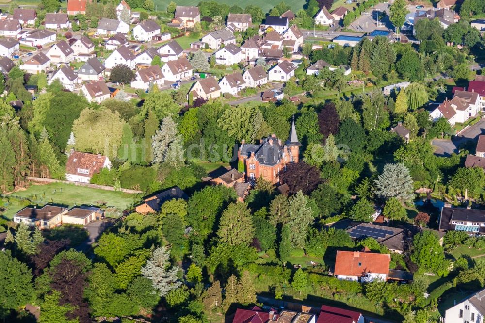 Boffzen von oben - Gebäude des Seniorenheim Parkschlösschen in Boffzen im Bundesland Niedersachsen, Deutschland