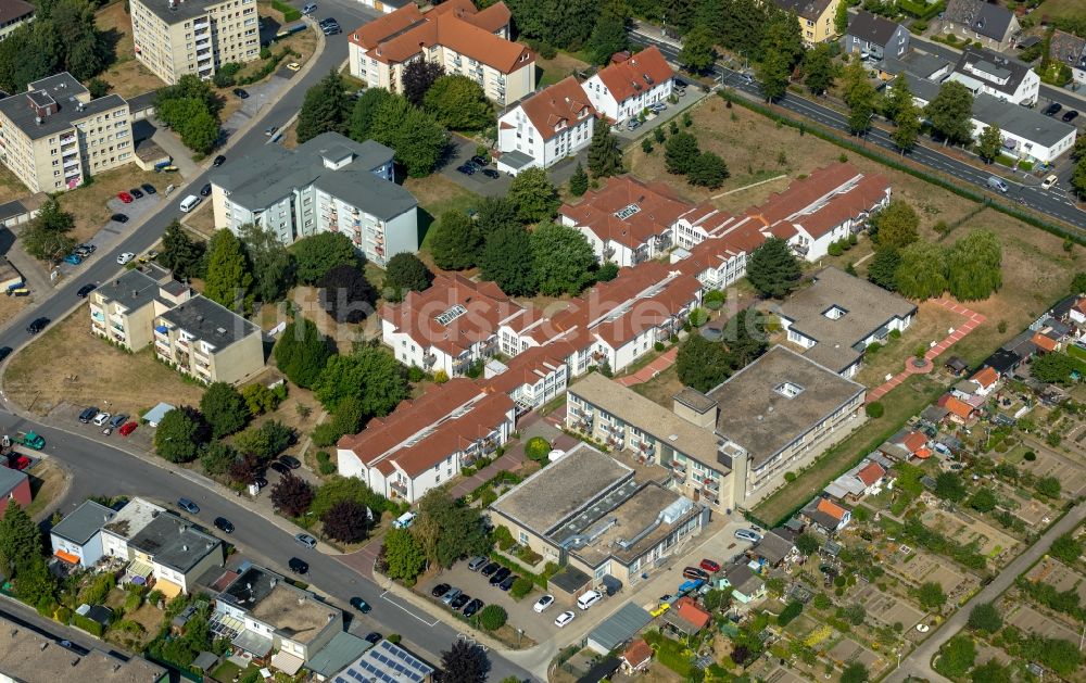 Luftbild Bergkamen - Gebäude des Seniorenzentrums Hermann-Görlitz-Seniorenzentrum in Bergkamen in Nordrhein-Westfalen, Deurschland