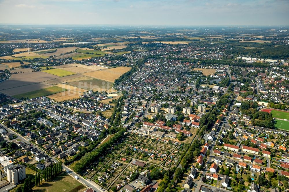 Bergkamen von oben - Gebäude des Seniorenzentrums Hermann-Görlitz-Seniorenzentrum in Bergkamen in Nordrhein-Westfalen, Deurschland