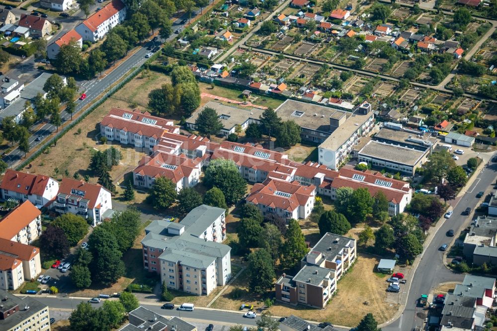 Luftaufnahme Bergkamen - Gebäude des Seniorenzentrums Hermann-Görlitz-Seniorenzentrum in Bergkamen in Nordrhein-Westfalen, Deurschland