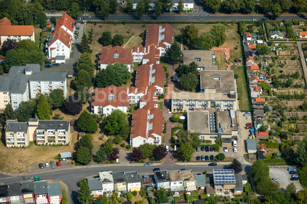 Luftaufnahme Bergkamen - Gebäude des Seniorenzentrums Hermann-Görlitz-Seniorenzentrum in Bergkamen in Nordrhein-Westfalen, Deurschland