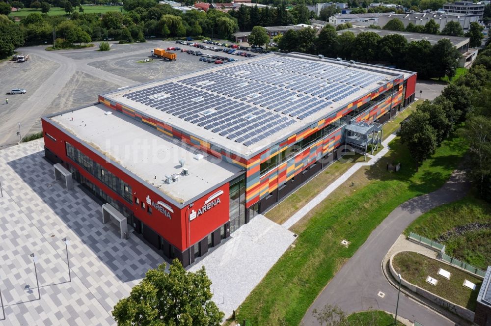 Göttingen von oben - Gebäude der Sparkassen-Arena am Schützenplatz in Göttingen im Bundesland Niedersachsen