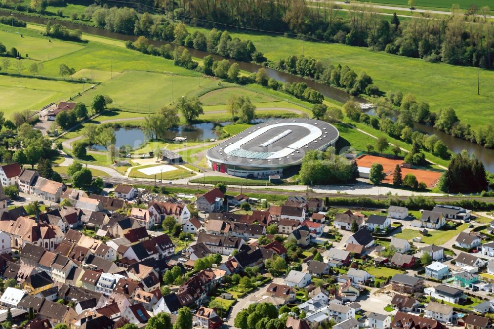 Luftaufnahme Geisingen - Gebäude der Sporthalle arena geisingen in Geisingen im Bundesland Baden-Württemberg, Deutschland