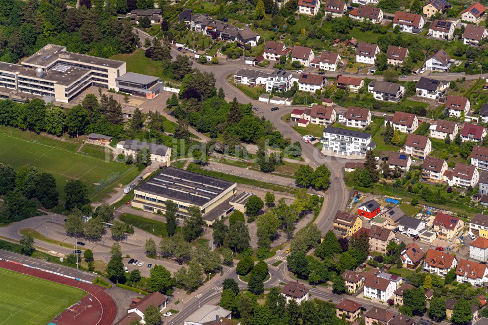 Albstadt aus der Vogelperspektive: Gebäude der Sporthalle Mazmannhalle in Albstadt im Bundesland Baden-Württemberg, Deutschland