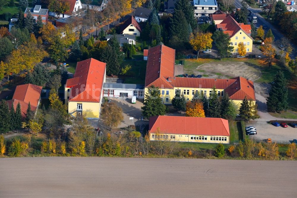 Wandlitz aus der Vogelperspektive: Gebäude der Sporthalle TTV Wandlitz an der Prenzlauer Chaussee in Wandlitz im Bundesland Brandenburg, Deutschland