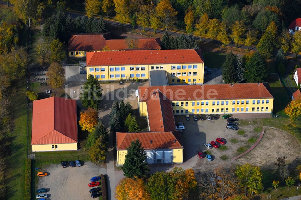 Wandlitz aus der Vogelperspektive: Gebäude der Sporthalle TTV Wandlitz an der Prenzlauer Chaussee in Wandlitz im Bundesland Brandenburg, Deutschland