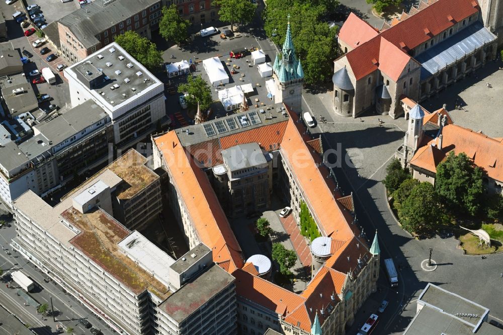 Braunschweig von oben - Gebäude der Stadtverwaltung - Rathaus in Braunschweig im Bundesland Niedersachsen