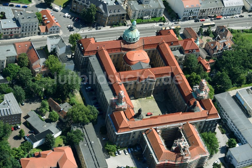 Potsdam von oben - Gebäude der Stadtverwaltung - Rathaus an der Friedrich-Ebert-Straße in Potsdam im Bundesland Brandenburg, Deutschland