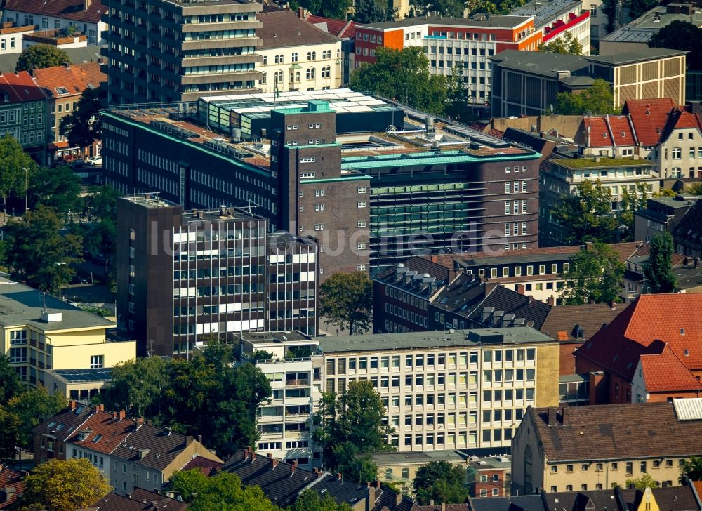 Gelsenkirchen aus der Vogelperspektive: Gebäude der Stadtverwaltung - Rathaus in Gelsenkirchen im Bundesland Nordrhein-Westfalen