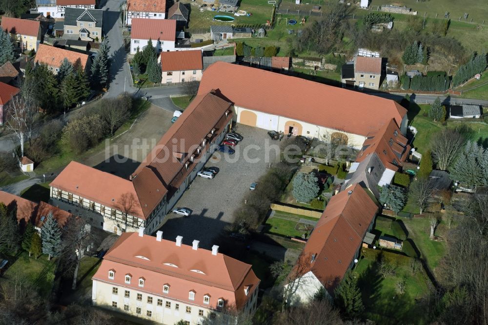 Stauchitz aus der Vogelperspektive: Gebäude der Stadtverwaltung - Rathaus Gemeinde Stauchitz am Thomas-Müntzer-Platz in Stauchitz im Bundesland Sachsen