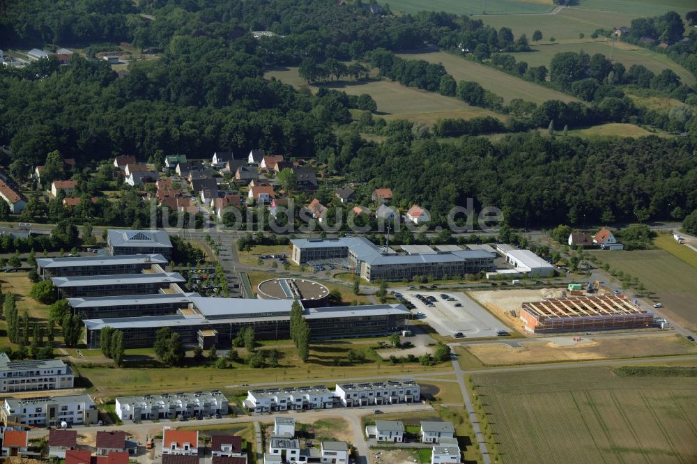 Gütersloh von oben - Gebäude der Stadtverwaltung - Rathaus in Gütersloh im Bundesland Nordrhein-Westfalen