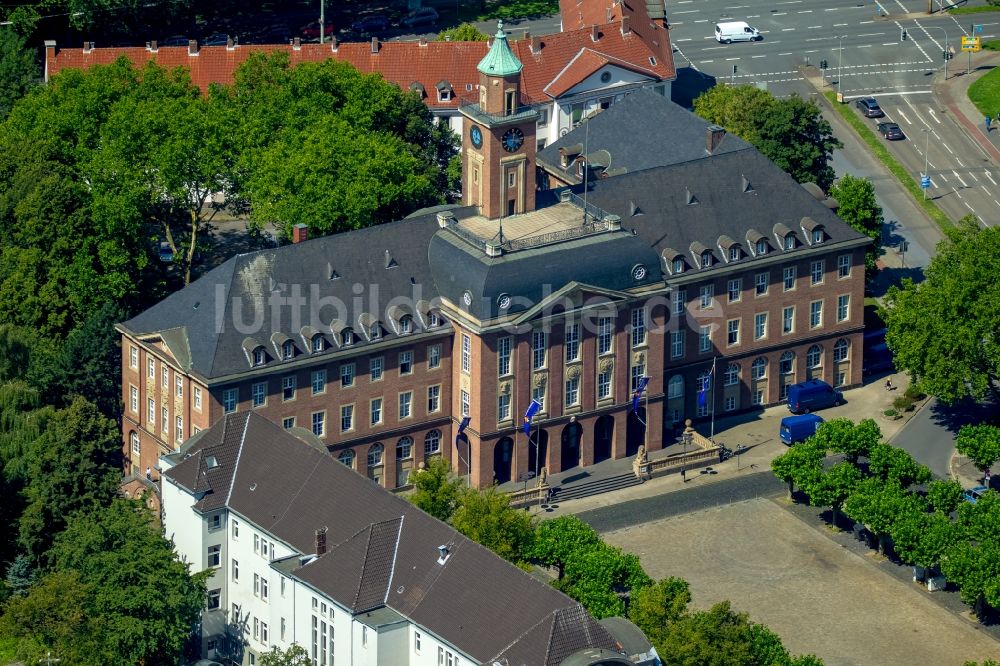 Luftbild Herne - Gebäude der Stadtverwaltung - Rathaus in Herne im Bundesland Nordrhein-Westfalen