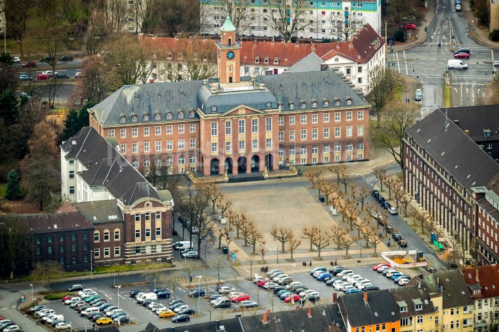 Luftbild Herne - Gebäude der Stadtverwaltung - Rathaus in Herne im Bundesland Nordrhein-Westfalen