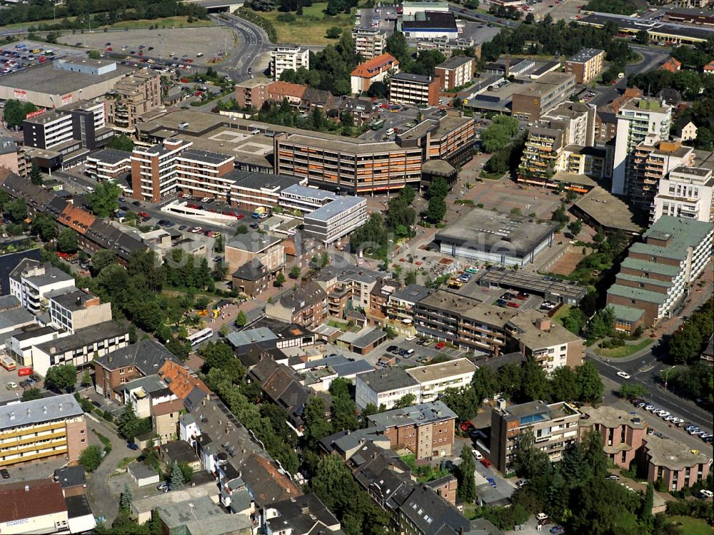 Luftbild Kamp-Lintfort - Gebäude der Stadtverwaltung - Rathaus im Innenstadt- Zentrum in Kamp-Lintfort im Bundesland Nordrhein-Westfalen