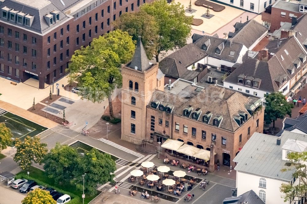 Luftbild Kleve - Gebäude der Stadtverwaltung - Rathaus in Kleve im Bundesland Nordrhein-Westfalen, Deutschland