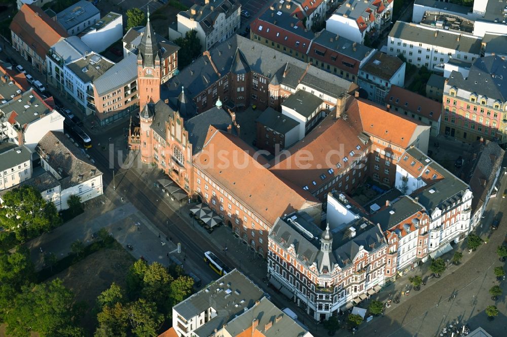 Berlin aus der Vogelperspektive: Gebäude der Stadtverwaltung - Rathaus Köpenick im Ortsteil Köpenick in Berlin, Deutschland