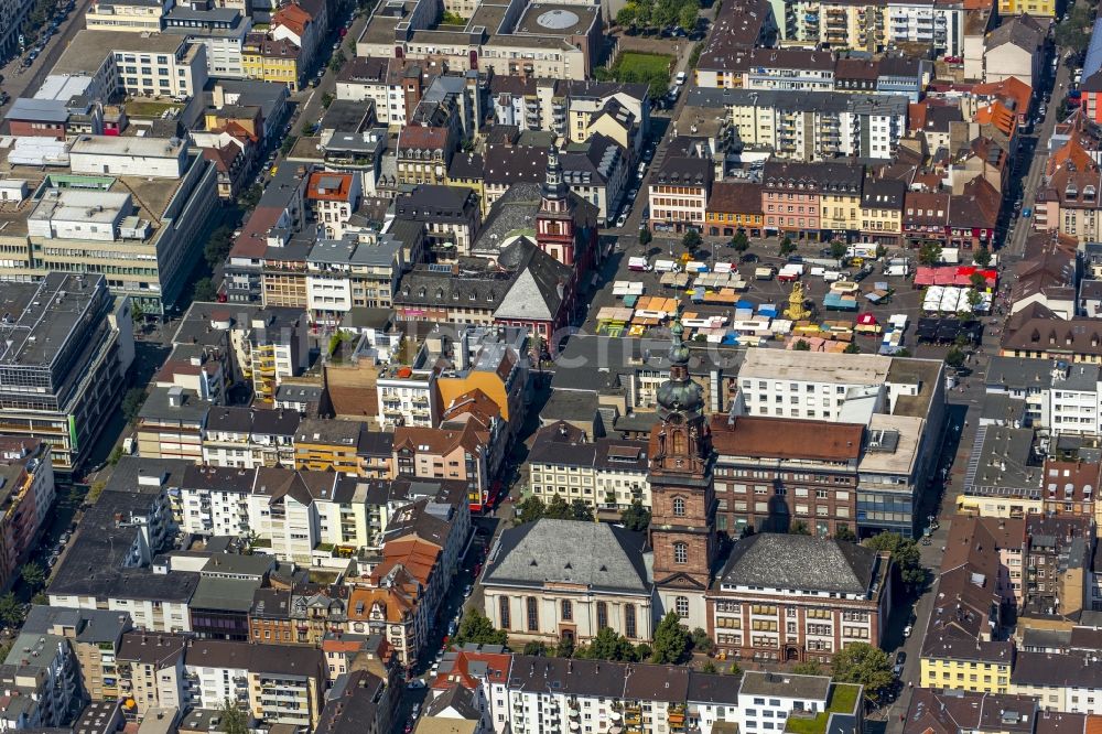 Mannheim von oben - Gebäude der Stadtverwaltung - Rathaus in Mannheim im Bundesland Baden-Württemberg