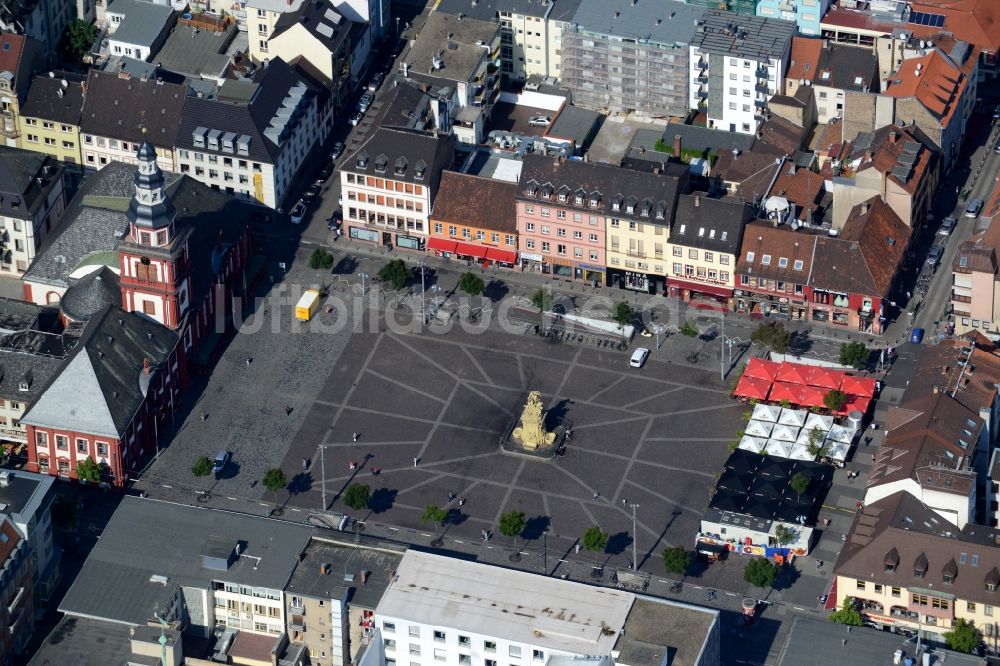 Luftbild Mannheim - Gebäude der Stadtverwaltung - Rathaus am Marktplatz in Mannheim im Bundesland Baden-Württemberg