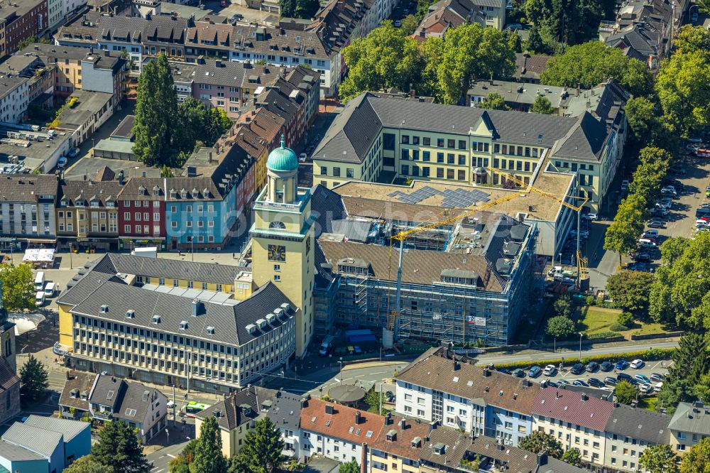 Luftbild Witten - Gebäude der Stadtverwaltung - Rathaus am Marktplatz in Witten im Bundesland Nordrhein-Westfalen