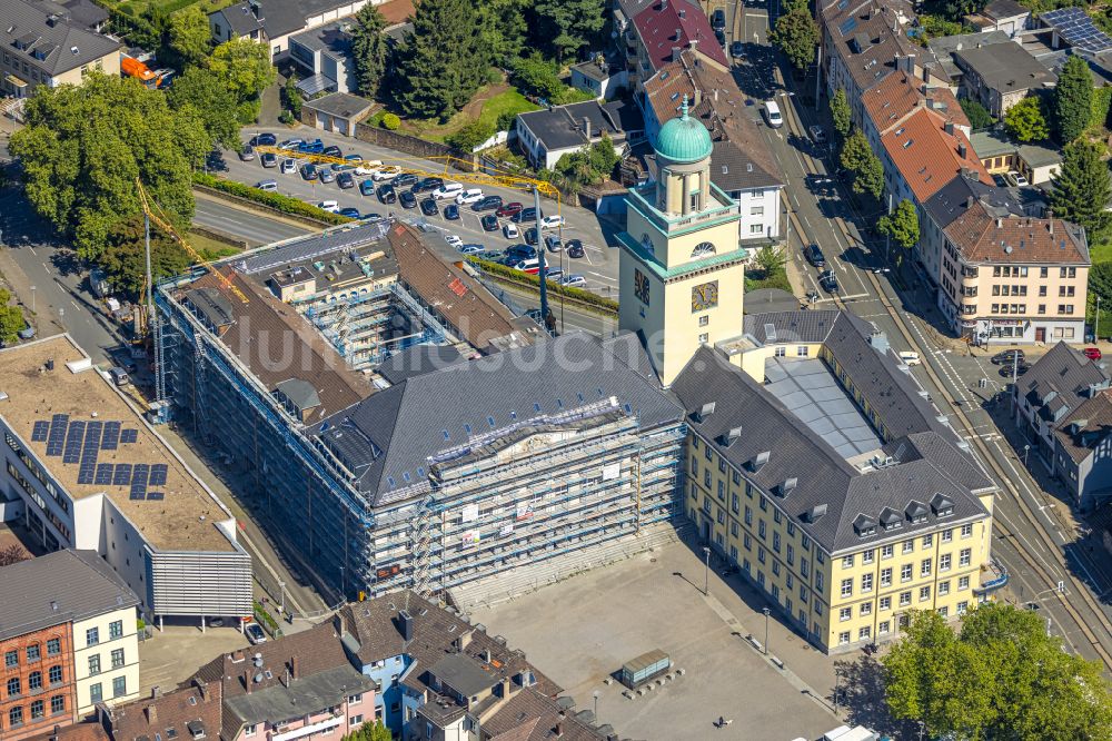 Witten von oben - Gebäude der Stadtverwaltung - Rathaus am Marktplatz in Witten im Bundesland Nordrhein-Westfalen