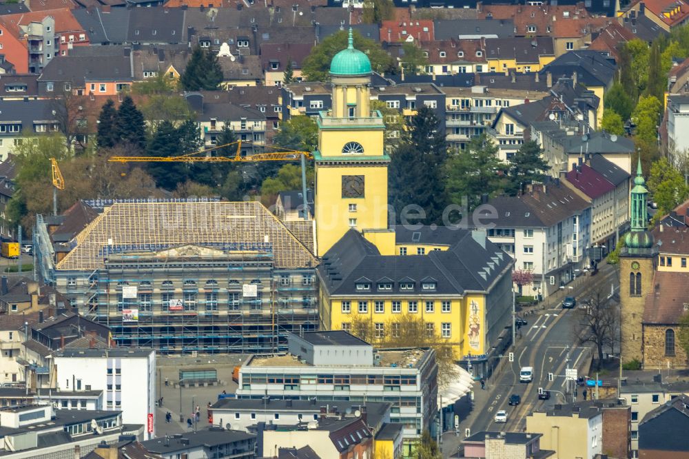 Luftbild Witten - Gebäude der Stadtverwaltung - Rathaus am Marktplatz in Witten im Bundesland Nordrhein-Westfalen