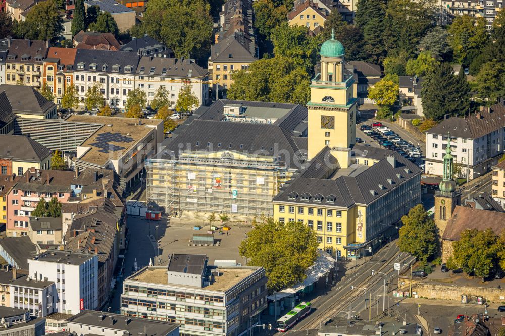 Luftbild Witten - Gebäude der Stadtverwaltung - Rathaus am Marktplatz in Witten im Bundesland Nordrhein-Westfalen