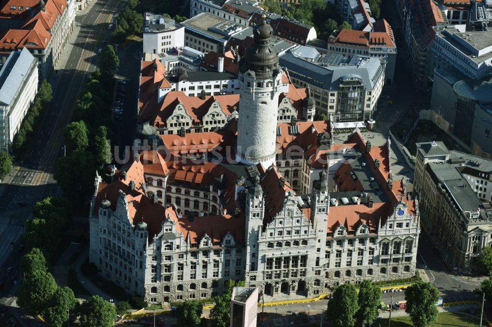 Luftaufnahme Leipzig - Gebäude der Stadtverwaltung - Rathaus am Martin-Luther-Ring in Leipzig im Bundesland Sachsen