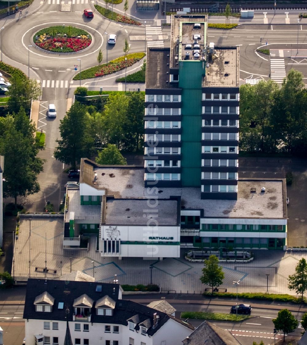 Olpe aus der Vogelperspektive: Gebäude der Stadtverwaltung - Rathaus in Olpe im Bundesland Nordrhein-Westfalen