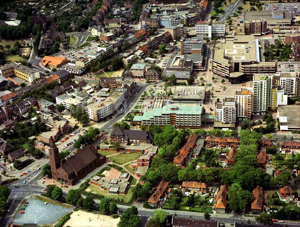 Kamp-Lintfort aus der Vogelperspektive: Gebäude der Stadtverwaltung - Rathaus im Ortsteil Niersenbruch in Kamp-Lintfort im Bundesland Nordrhein-Westfalen